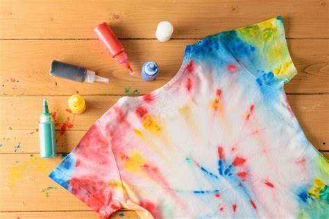 How To Make Reverse Tie Dye Bleach Tie Dye Two Big Two Little