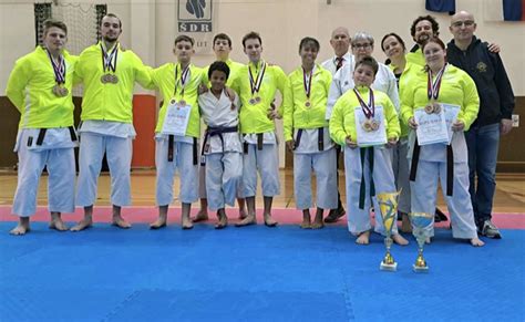 Karate Klub Atom Dom Ale Zlatih Na Dp Dom Alsko Kamni Ke Nov Ce