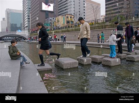 Cheonggyecheon Stream Seoul South Korea Stock Photo - Alamy