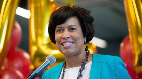 Muriel Bowser Washington Dc Mayor Calls For More Coronavirus Data