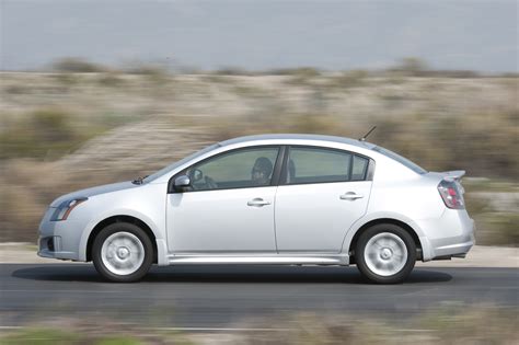 2009 Nissan Sentra Hd Pictures