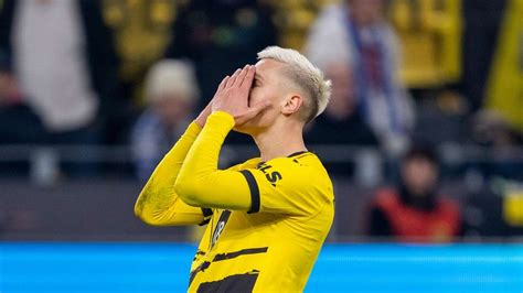 Trotz Eigentor Bvb Verteidiger Schlotterbeck Fand Sein Spiel Richtig Gut