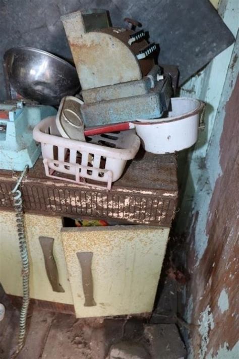 Vintage Toy Kitchen And More Live And Online Auctions On