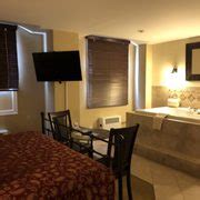 Mountaineer Hotel - 34 Photos - Hotels - 31 E 2nd Ave, Williamson, WV ...