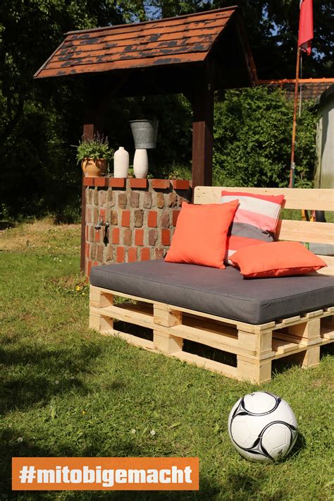 Palettensofa Selber Bauen Tipps Und Ratgeber Obi Paletten Couch