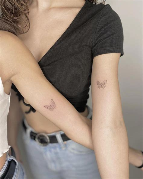 30 Tatuajes Minimalistas Para Amigas Inseparables Originales Y Con