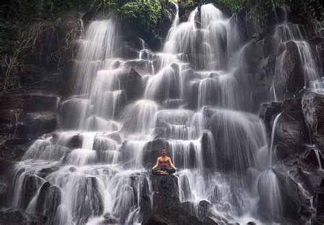 Air Terjun Kato Lampo Bali Diangap Suci Oleh Adat Setempat Pariwisata