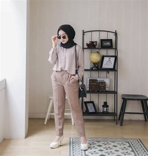 Inspiration Hijab Style Outfit Of The Day Ootd 2019 Remaja Indonesia