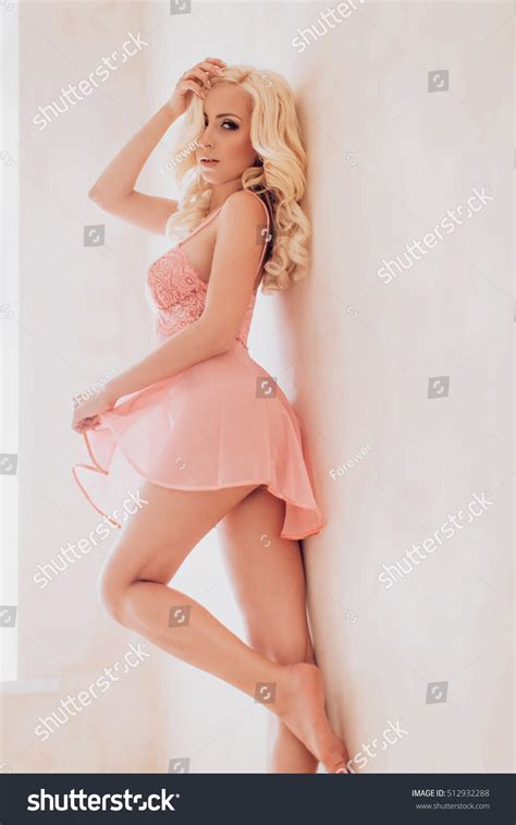 Sexy Beautiful Blonde Girl Pink Underclothes Stock Photo 512932288 Shutterstock