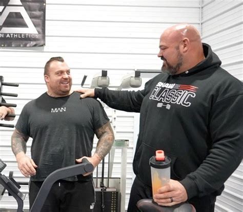 400 Lbs+ Strongman Giants Eddie Hall and Brian Shaw React to Epic Gym Fails: “He Could Have So ...