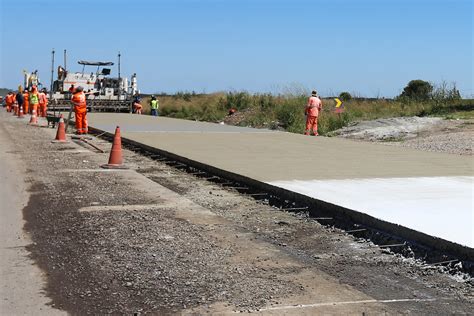 Prc Ganha Quil Metro De Concreto Obras Avan Am Em Ritmo R Pido