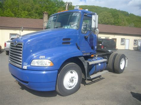 Mack Cxn Single Axle Day Cab Tractor For Sale By Arthur Trovei