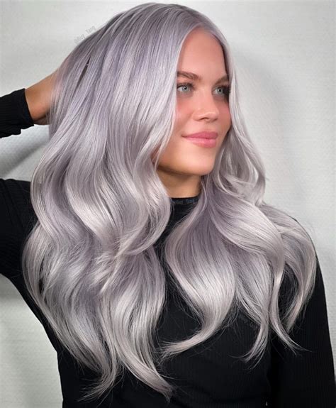 Silver Hair Color Is Blowing Up Again And Here's How To Wear It