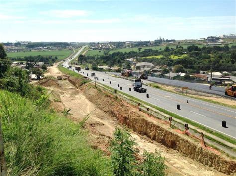 G Obra Desvia Tr Fego Em Trecho Da Br Em Palmeira No Paran