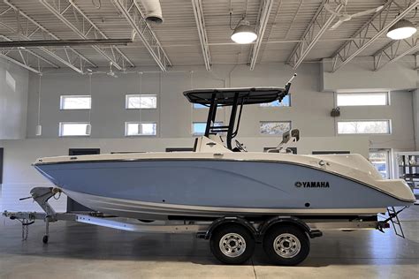 Yamaha Boats Fsh Sport Center Console For Sale Yachtworld