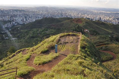 Serra Do Curral A Moldura De Belo Horizonte