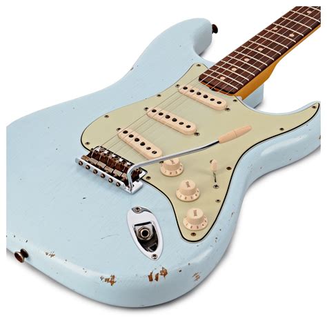 Fender Custom Shop Relic 62 Stratocaster Sonic Blue Gear4music