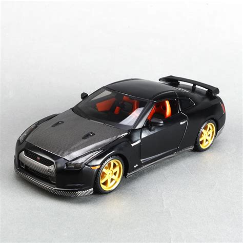 Maisto 1:24 Diecast Model Car Skyline GTR R35 Matte black Metal Racing Vehicle Play Collectible ...