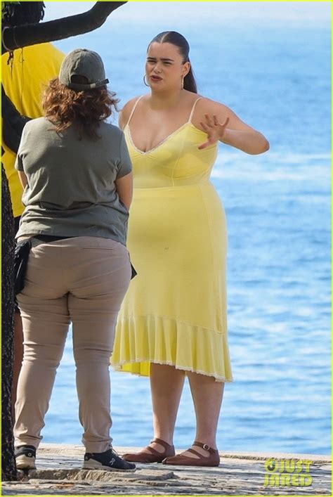 Euphorias Barbie Ferreira Poses For Beach Photo Shoot During Trip To Brazil Photo 4892203