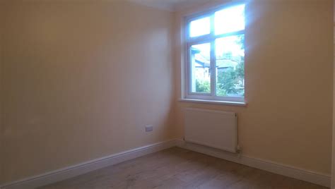 2 Bed Ground Floor Flat City Move Real Estate Company London