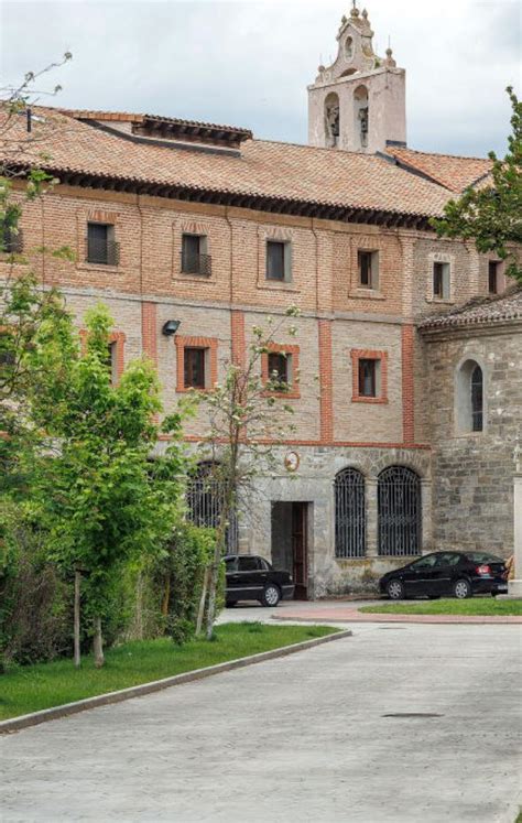 Las Monjas Clarisas Se Van Sin Hacer Ruido La Fraternidad Que Ocupa Su