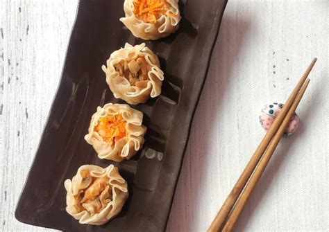 Resep 326 Dimsum Siomay Ayam Udang Toping Wortel Dan Jamur Kancing Oleh Dedifa Cooking Cookpad