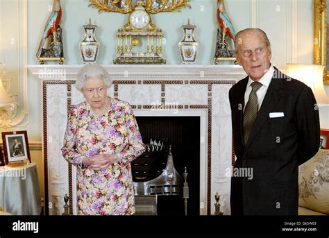 The Order Of New Zealand At Buckingham Palace Hi Res Stock Photography