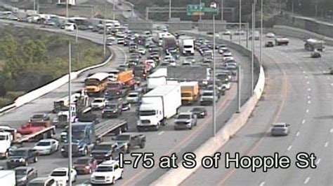 Cincinnati Traffic Sb I 75 Reopens After Semi Hits Kills Pedestrian