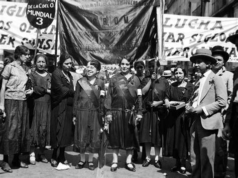 La Lucha Por El Derecho Al Voto De La Mujer En México