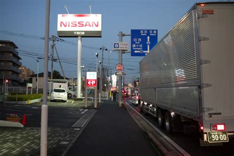 12月の習志野台：習志野演習場正門前から国道296号線・新木戸交差点へ Part2 緑には、東京しかない