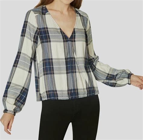 180 Sanctuary Women S Beige Blue Plaid Surplice V Neck Blouson Top