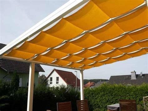 Seilspannmarkisen — Sonnenschutz nach Maß unter der Pergola...