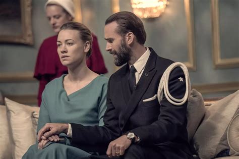 The Handmaid S Tale Season 6 Release Date Cast Plot Trailer And