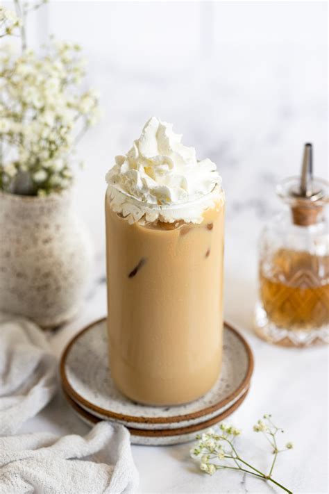 How To Make An Iced Vanilla Latte Minutes