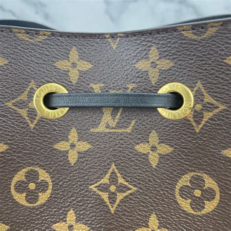 Louis Vuitton 路易威登m44020 經典monogram花紋neonoe系列牛皮鑲飾束口 水桶包 斜背包 肩背包