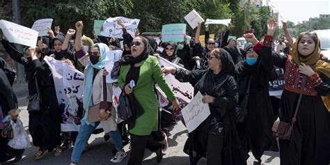 Taliban Violently Disperses Rare Womens Protest In Kabul