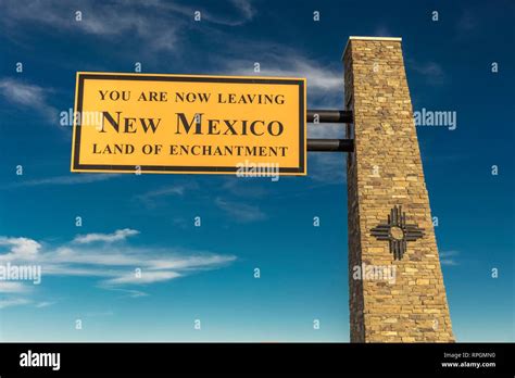 Usa Welcome To New Mexico State Sign Stock Photo Alamy