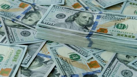 В Узбекистане курс доллара превысил 11 000 сумов - Upl.uz, 12.03.2022