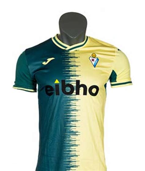 Eibar Third Kit