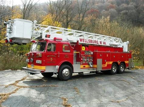 Pin By Tony Burr On Ladder Trucks And Snorkels Fire Trucks House