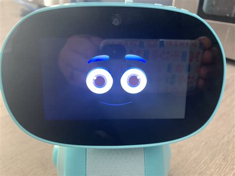 Miko 3 AI Robot toy review | Best Buy Blog