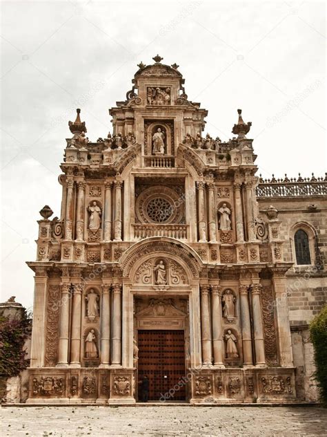 Detalle Del Monasterio De La Orden Cartuja Colocado En La Ciudad De