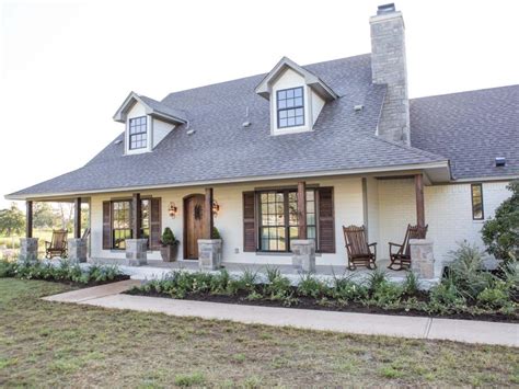 Fixer Upper A Rustic Italian Dream Home HGTV S Fixer Upper With Chip