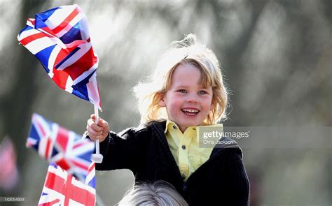 Mace On Twitter Queen Elizabeth II Arrives At Valentine S Park In