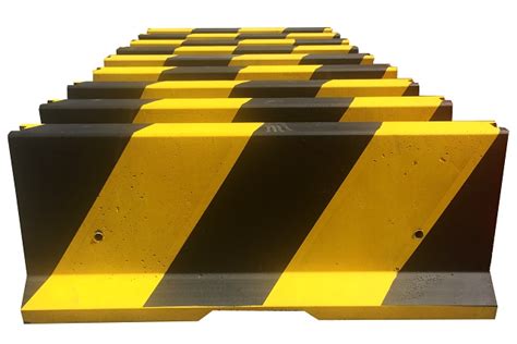 Road Barriers Black And Yellow Concrete Barrier Sorfan