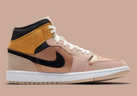 Air Jordan 1 Mid SE Particle Beige DD2224 200 Sneaker Style