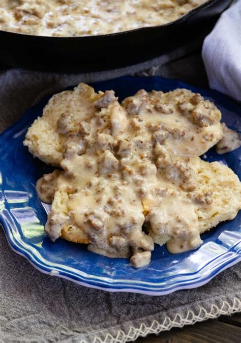 Easy Southern Sausage Gravy