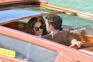 Jennifer Lopez E Ben Affleck L Arrivo Insieme A Venezia Vanity Fair