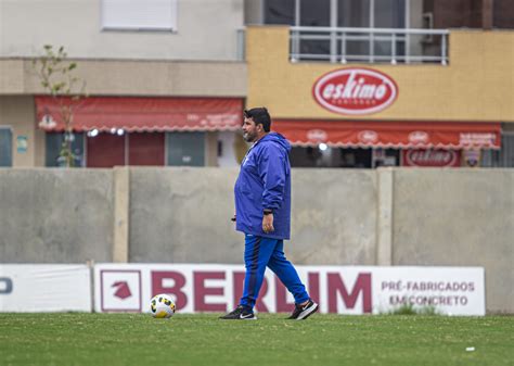 Avaí X América Mg Escalações Desfalques E Horário Da Estreia Na Série A