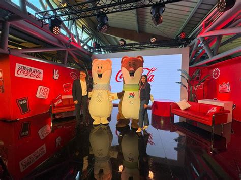 Sanremo 2024 Le Mascotte Di Milano Cortina 2026 Arrivano A Casa Coca Cola